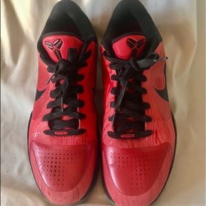 Men’s KOBE NIKE ZOOM SIZE 12